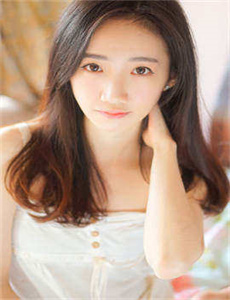 《午夜福利看757-00年清纯水嫩的大学美女》