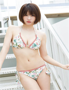 《解开她的扣子伸进她的胸罩-老电影白莲花》