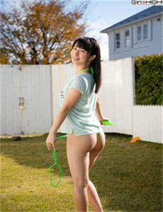 《火辣萝莉写真集-17岁中国高清免费观看》