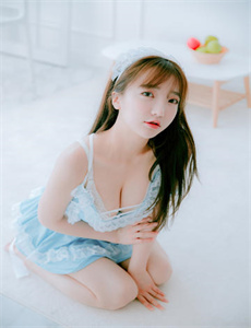 《在她流尽了她的乳液之后-复制人 电影》